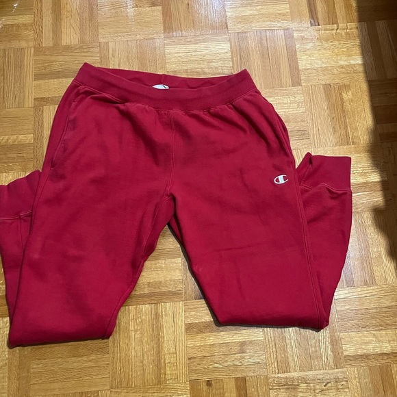 Men’s Champion joggers - Picture 1 of 3